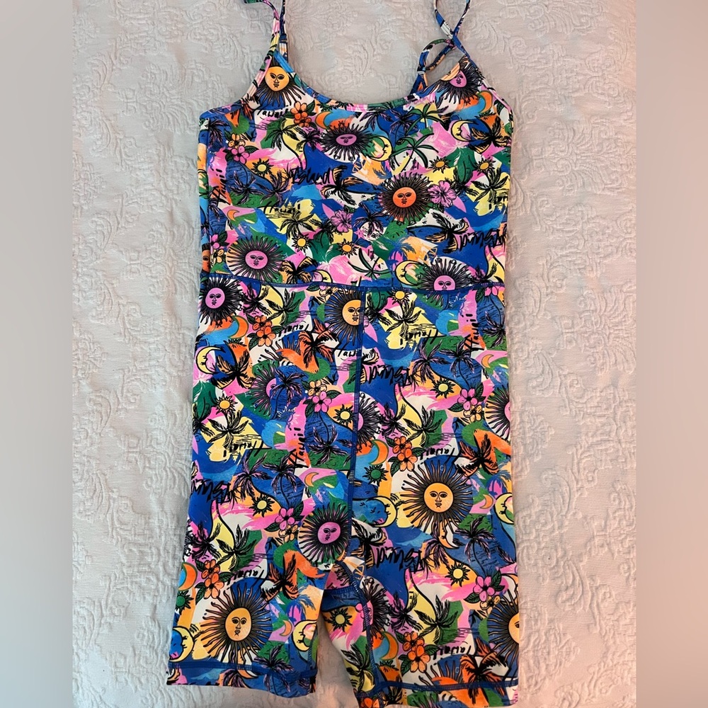 Kulani Kini Onesie / Romper Sz Large